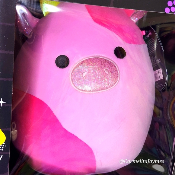 RESHMA 💡🐮 SDCC Blacklight Pink Cow Collectors Box Set 1 in 500 w light NIB - Picture 3 of 10